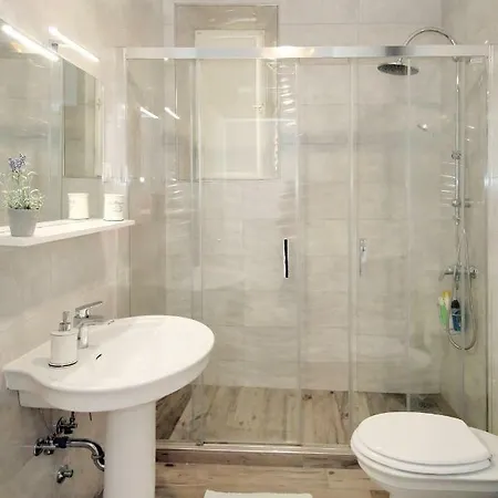 아파트먼트 피규린 아파트